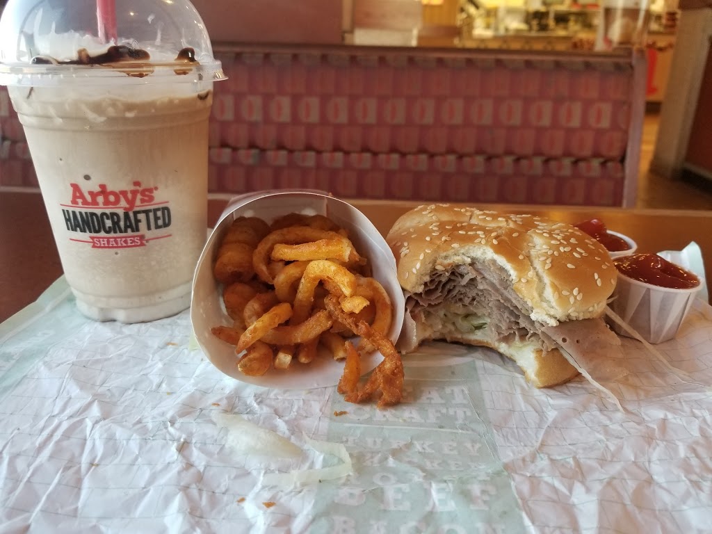 Arbys | meal takeaway | 3009 Broadway Ave, Yankton, SD 57078, USA | 6052602729 OR +1 605-260-2729