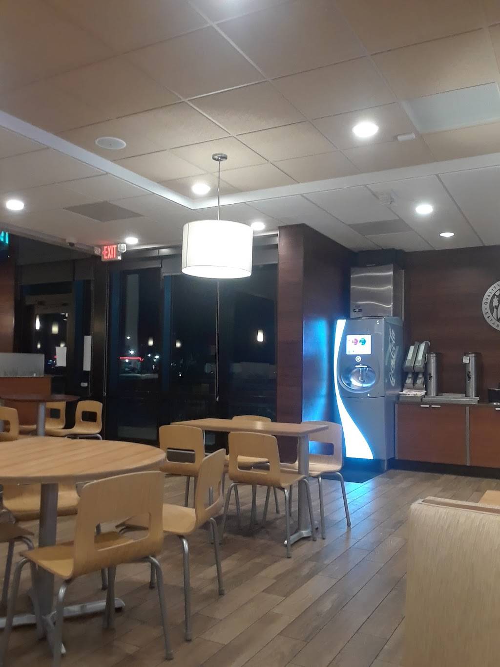 Wendys | restaurant | 8005 US Hwy 19 N, Pinellas Park, FL 33781, USA | 7275201387 OR +1 727-520-1387