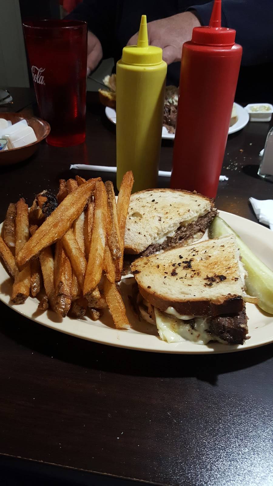 Marshas Backstreet Cafe | restaurant | 5036 Brainerd Rd, Chattanooga, TN 37411, USA | 4234857911 OR +1 423-485-7911