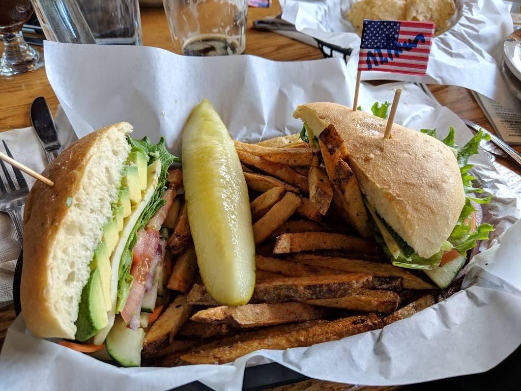 Southern Sun Pub & Brewery | restaurant | 627 S Broadway ste e, Boulder, CO 80305, USA | 3035430886 OR +1 303-543-0886