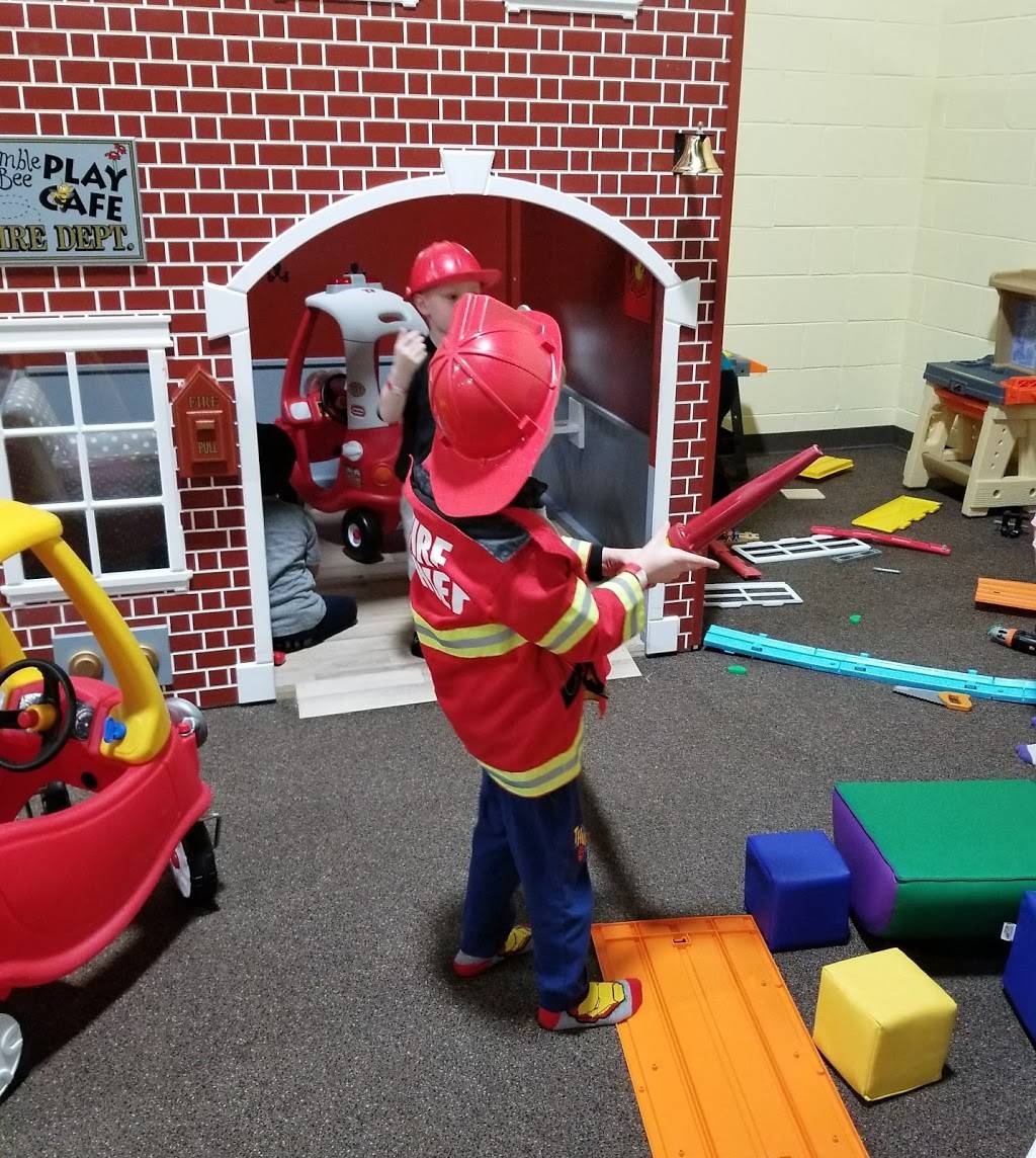 Bumblebee Play Cafe | cafe | 1015 N Randall Rd, Elgin, IL 60123, USA | 8477423000 OR +1 847-742-3000