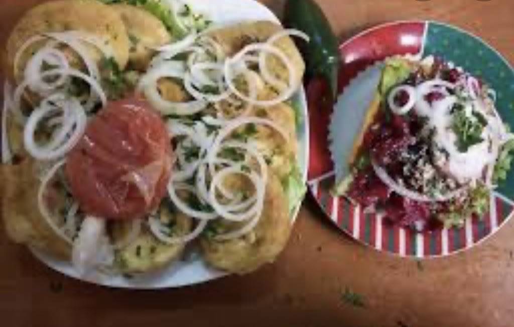 Antojitos guatemaltecos Mama Carmen | restaurant | 1224 Hartview Ave, La Puente, CA 91744, USA | 6266629501 OR +1 626-662-9501