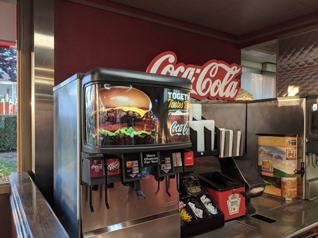 Carls Jr. | restaurant | 4065 Cameron Park Dr, Cameron Park, CA 95682, USA | 5306777539 OR +1 530-677-7539