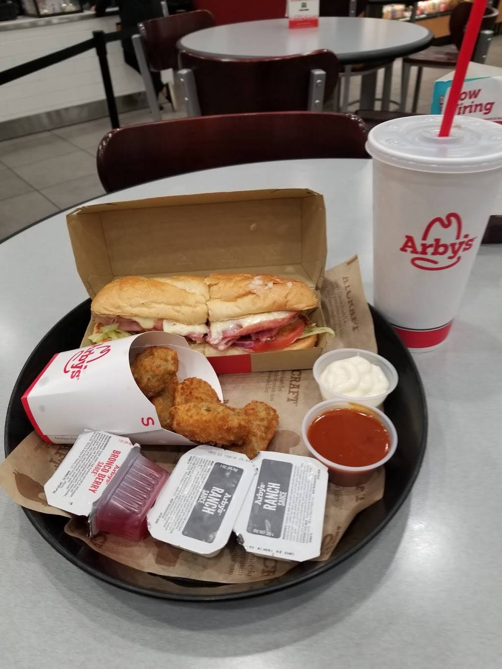 Arbys | restaurant | 853 Interchange Dr, Holland, MI 49423, USA | 6167962243 OR +1 616-796-2243