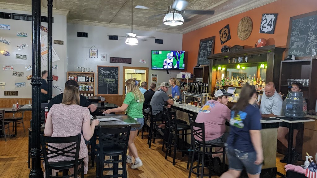 15-24 Brew House | restaurant | 420 Lincoln Ave, Clay Center, KS 67432, USA | 7857771524 OR +1 785-777-1524