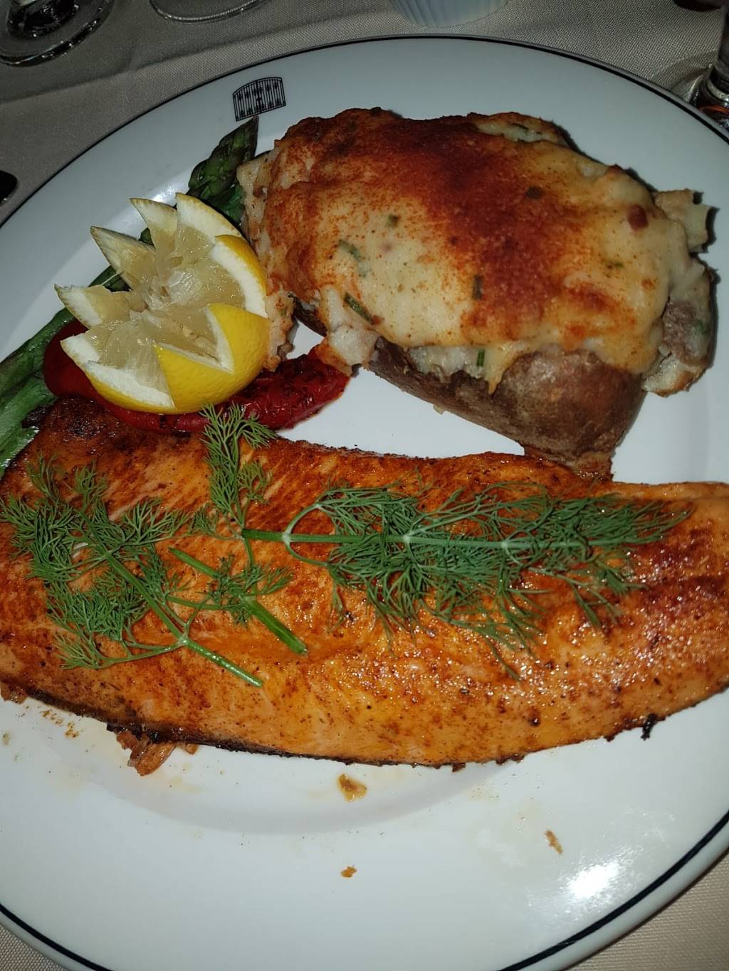 Gibbys | restaurant | 414 Rue Principale, Saint-Sauveur, QC J0R 1R4, Canada | 4502272623 OR +1 450-227-2623