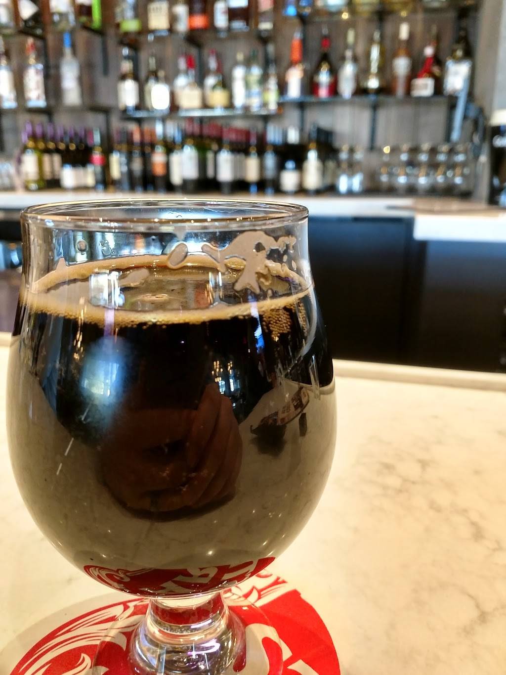 Wood-n-Tap | restaurant | 3375 Berlin Turnpike, Newington, CT 06111, USA | 8605948808 OR +1 860-594-8808