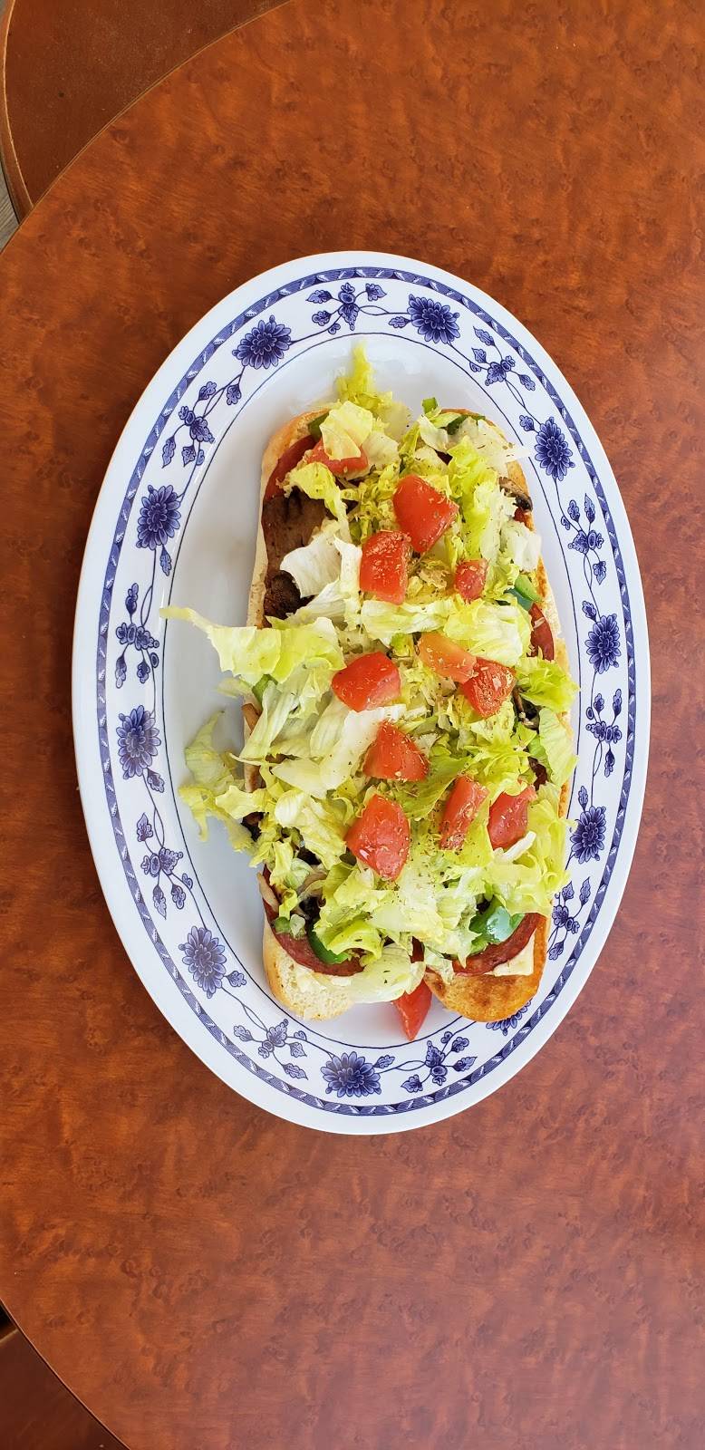 Resto Le Charlot | restaurant | 96 QC-202, Venise-en-Québec, QC J0J 2K0, Canada | 4505555555 OR +1 450-555-5555