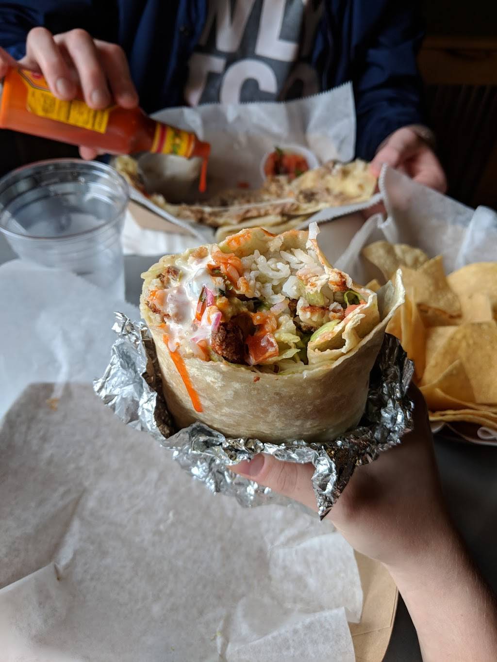 Burrito Hub | restaurant | 253 Magnolia St, Spartanburg, SC 29306, USA | 8643278406 OR +1 864-327-8406