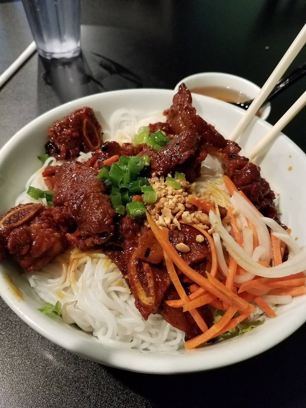 Pho 16 | restaurant | 2905 N Military Trl E, West Palm Beach, FL 33409, USA | 5614710901 OR +1 561-471-0901