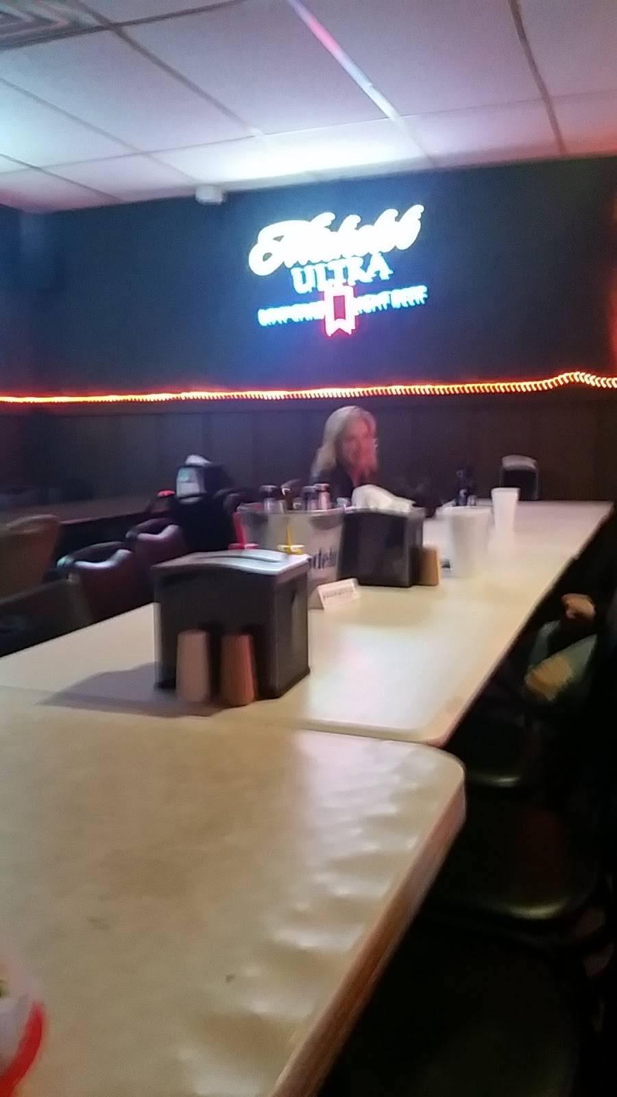 Bargersville Bar & Grill | restaurant | 70 N Baldwin St, Bargersville, IN 46106, USA | 3173666036 OR +1 317-366-6036