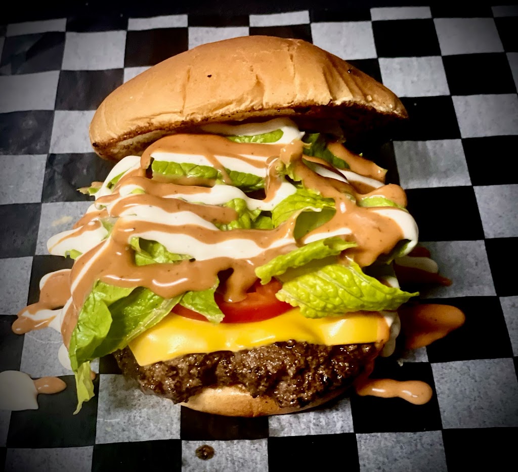 The Hangout Sports Pub | restaurant | 1004 Fortune Rd, Youngsville, LA 70592, USA | 3374503056 OR +1 337-450-3056