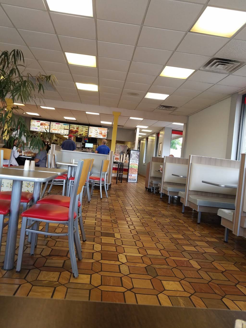 Burger King | restaurant | 9041 College Pkwy, Fort Myers, FL 33919, USA | 2394824204 OR +1 239-482-4204