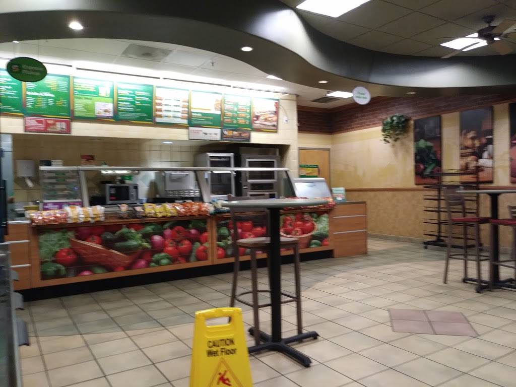 Subway Restaurants | restaurant | 210 Peabody Rd, Vacaville, CA 95687, USA | 7074558467 OR +1 707-455-8467