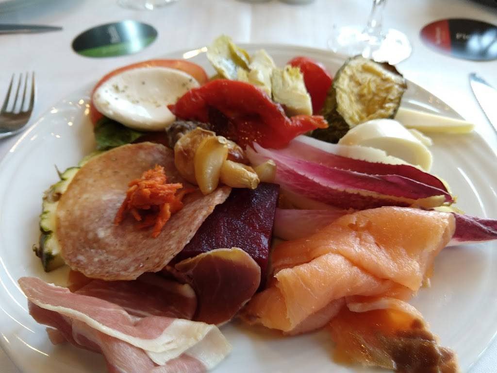 Fogo de Chao Brazilian Steakhouse | restaurant | 1775 Tysons Blvd #50, Tysons, VA 22102, USA | 7035560200 OR +1 703-556-0200