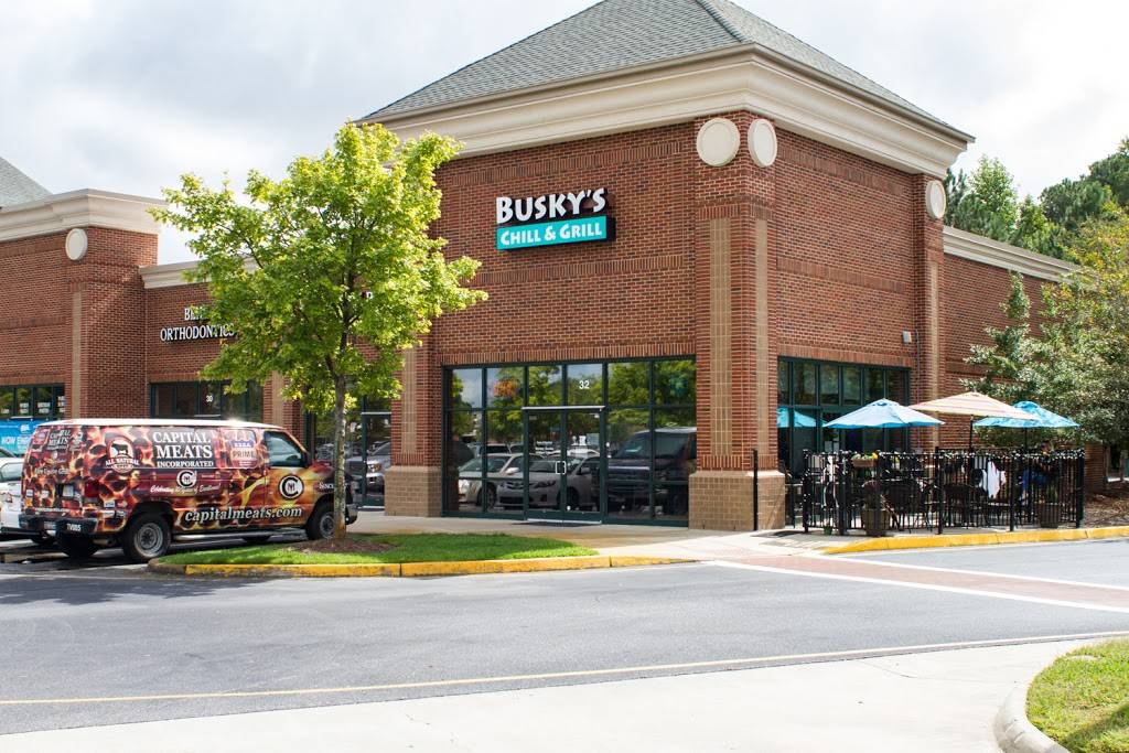 Buskys Chill & Grill | restaurant | 237 Hanbury Rd E # 32, Chesapeake, VA 23322, USA | 7574823864 OR +1 757-482-3864