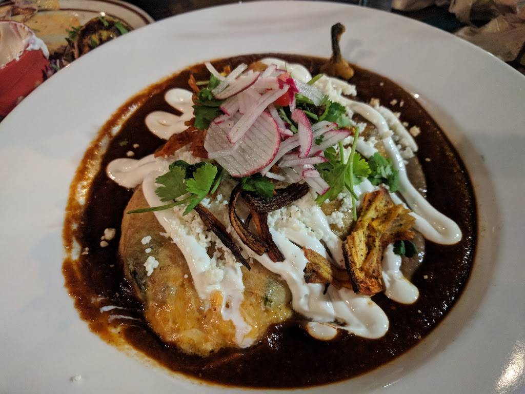 Los Chingones Mexican DTC | restaurant | 4959 S Newport St, Denver, CO 80237, USA | 3035674258 OR +1 303-567-4258