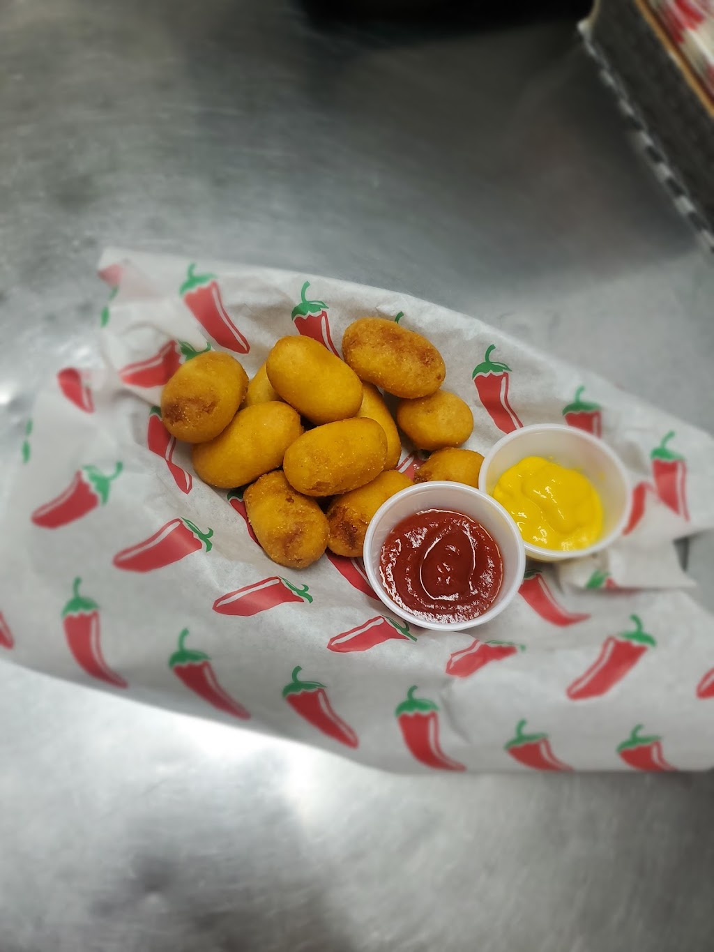 Round 2 Sports Tavern | restaurant | 2695 W 92nd Ave, Federal Heights, CO 80260, USA | 3035932325 OR +1 303-593-2325