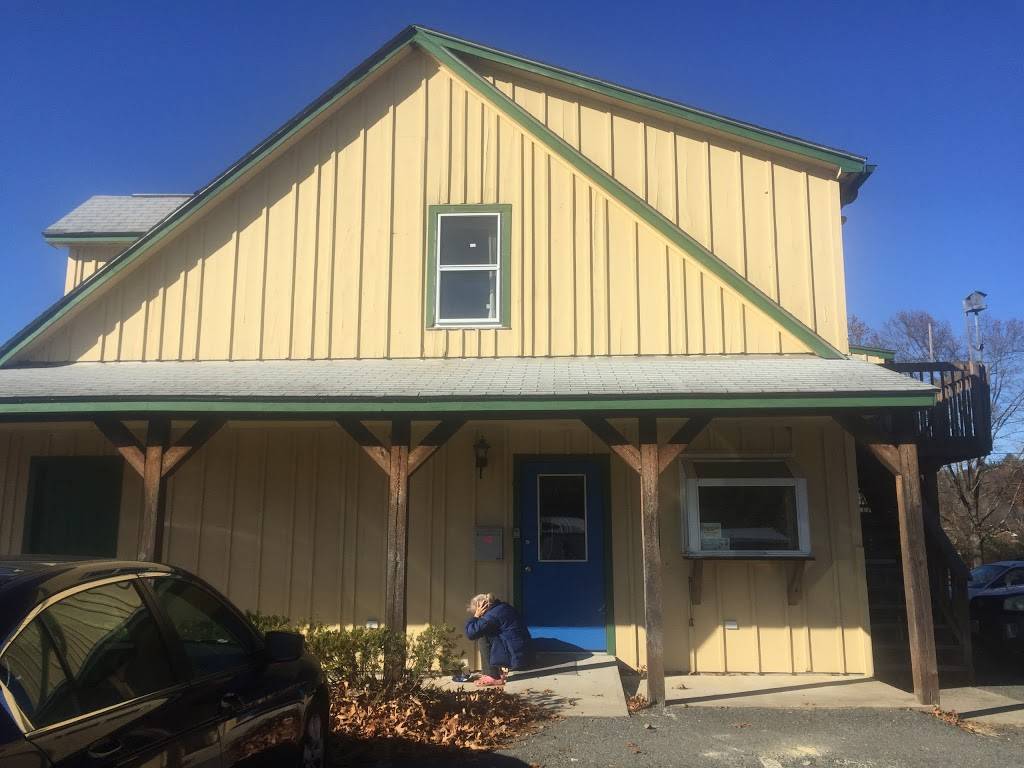 Subway | restaurant | 5 Clark Mountain Rd, Sunderland, MA 01375, USA | 4136650900 OR +1 413-665-0900