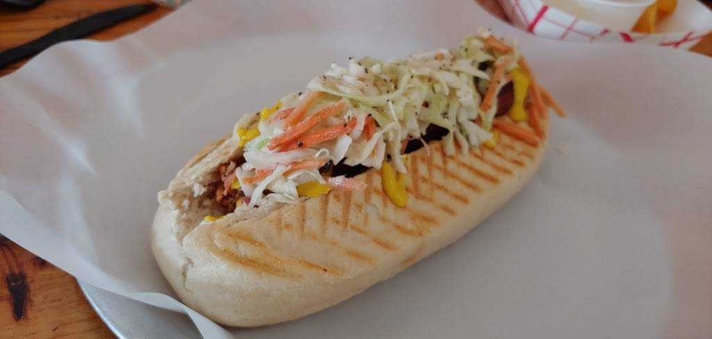 The Tipping Point | restaurant | 5015 Hampstead High St, Montgomery, AL 36116, USA | 3342609110 OR +1 334-260-9110