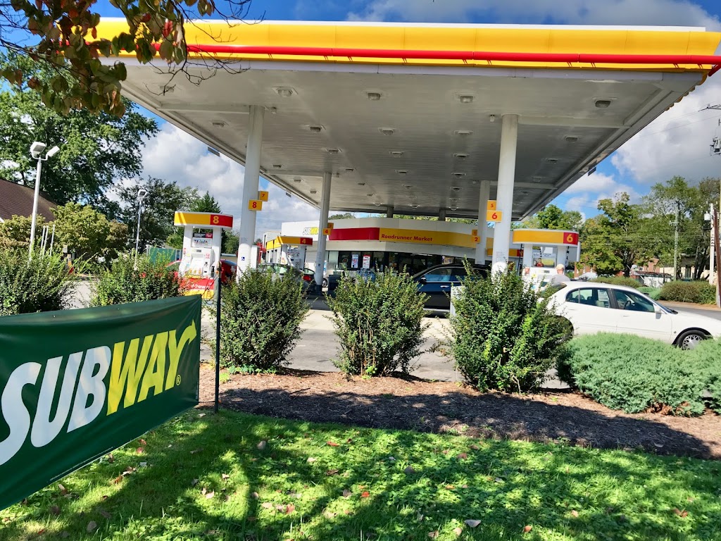 Shell | restaurant | 202 NC-9, Black Mountain, NC 28711, USA | 8286695086 OR +1 828-669-5086