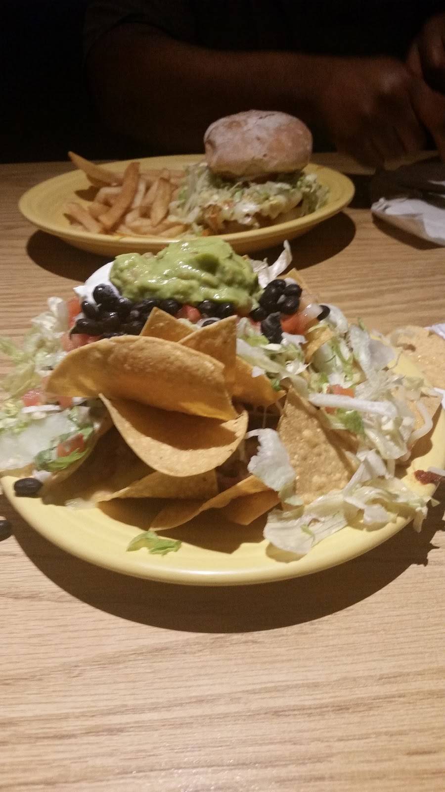 Cervesas Southwest Grill | restaurant | 221 Elm St, Newport, ME 04953, USA | 2073685151 OR +1 207-368-5151