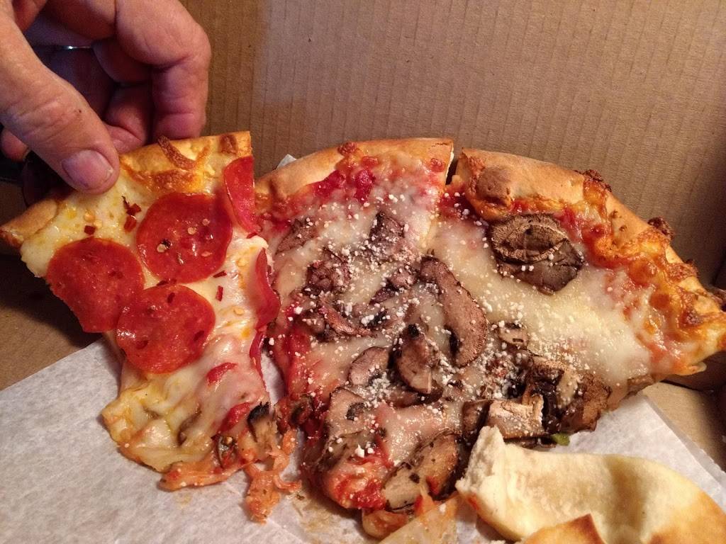 Matt Bs Main Street Pizza | restaurant | 1411 Main St, Murray, KY 42071, USA | 2707591234 OR +1 270-759-1234