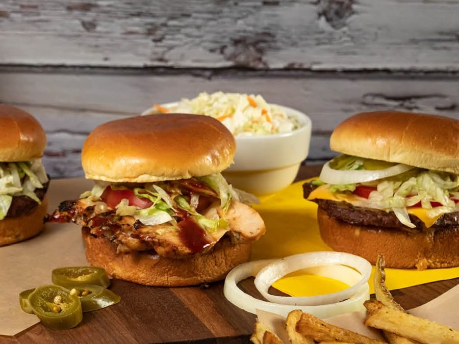 Big Deal Burger | meal takeaway | 5510 Post Oak Blvd, Wesley Chapel, FL 33544, USA | 8134287157 OR +1 813-428-7157