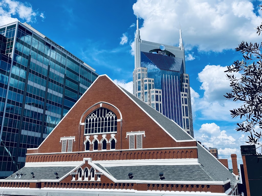 Sixty Vines | restaurant | 5055 Broadway Pl Suite 3200, Nashville, TN 37203, USA | 6156109330 OR +1 615-610-9330