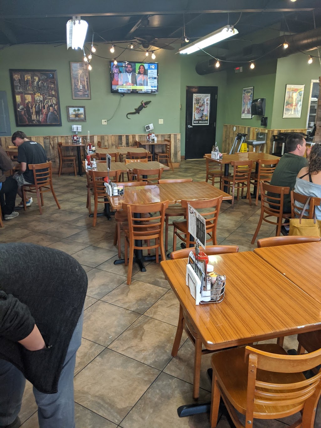 Cajun Specialty Meats | restaurant | 690 E Heinberg St, Pensacola, FL 32502, USA | 8504699400 OR +1 850-469-9400