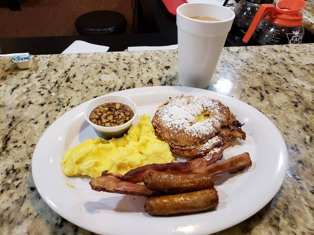 Main Street America An Eatery | restaurant | 22 S Main Ave, Lake Placid, FL 33852, USA | 8634657733 OR +1 863-465-7733