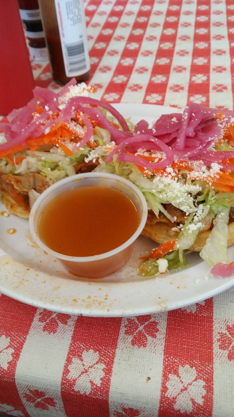 El Ranchero | restaurant | 1900 E McDowell Rd, Phoenix, AZ 85006, USA | 6022547515 OR +1 602-254-7515