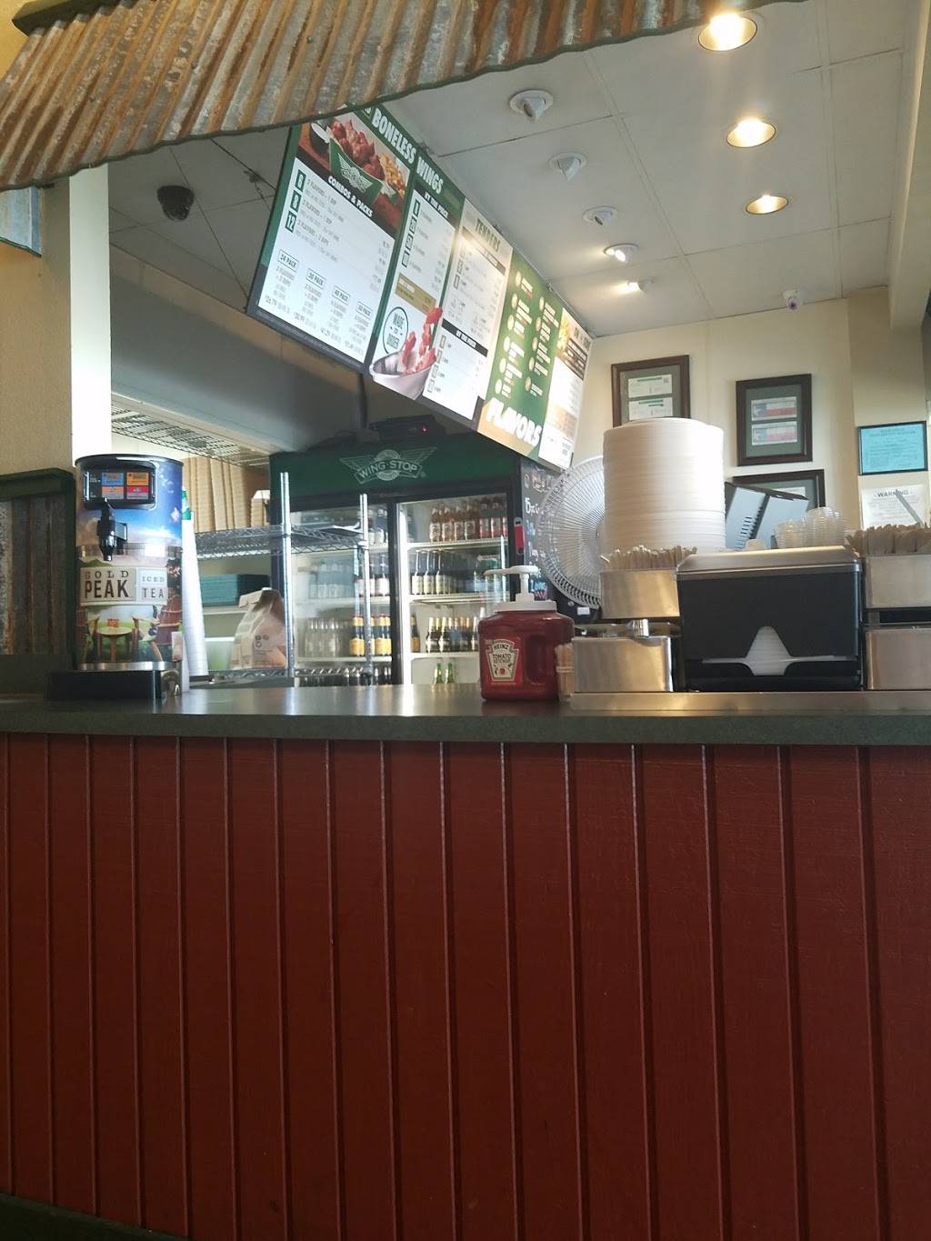 Wingstop | restaurant | 3128 Forest Ln #251, Dallas, TX 75234, USA | 9722439464 OR +1 972-243-9464