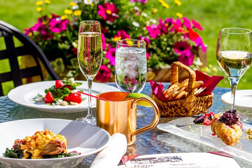 Ski Tip Lodge Restaurant | restaurant | 764 Montezuma Rd, Keystone, CO 80435, USA | 9704964950 OR +1 970-496-4950