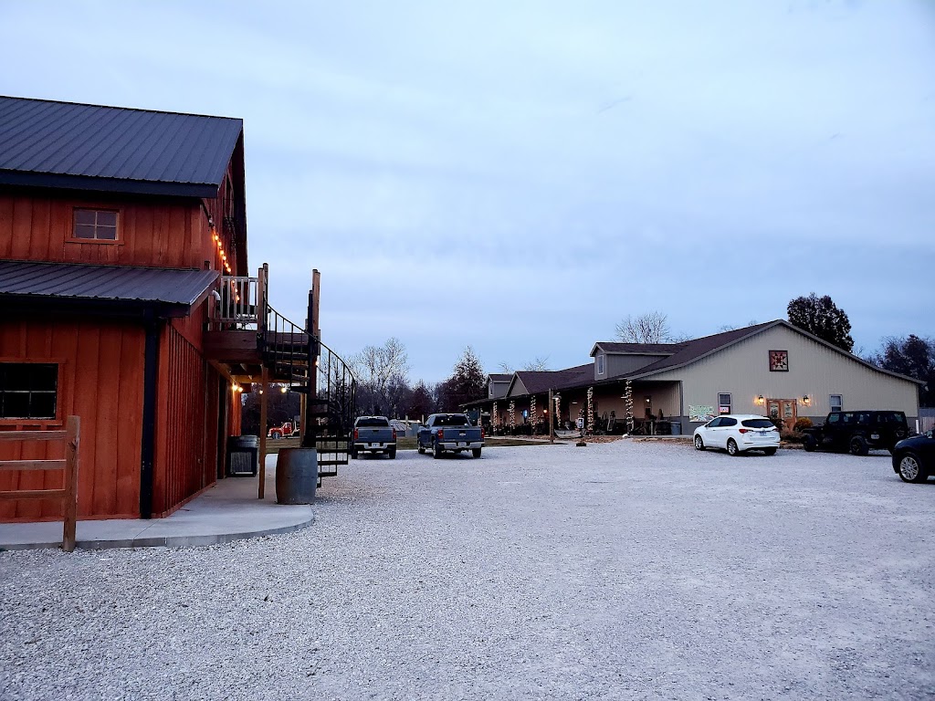 Primitive Olde Crow & Winery | restaurant | 32 SE Hwy Aa, Clinton, MO 64735, USA | 6608852051 OR +1 660-885-2051