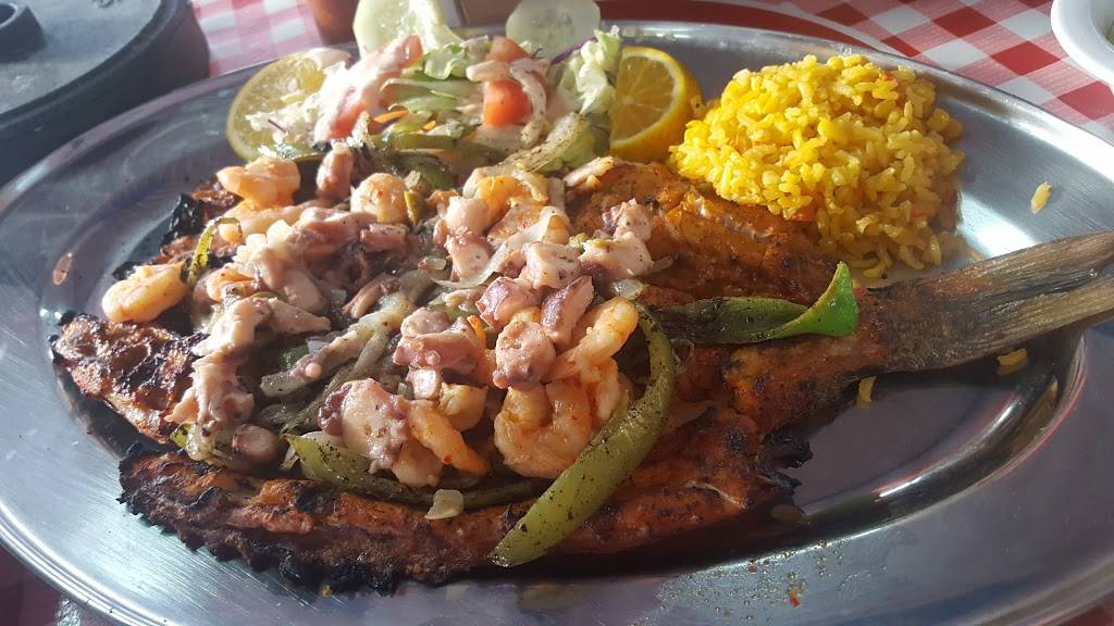 Mariscos Walter Jr | restaurant | Lázaro Cárdenas 1702, Otay Constituyentes, 22457 Tijuana, B.C., Mexico | 016646232219 OR +52 664 623 2219