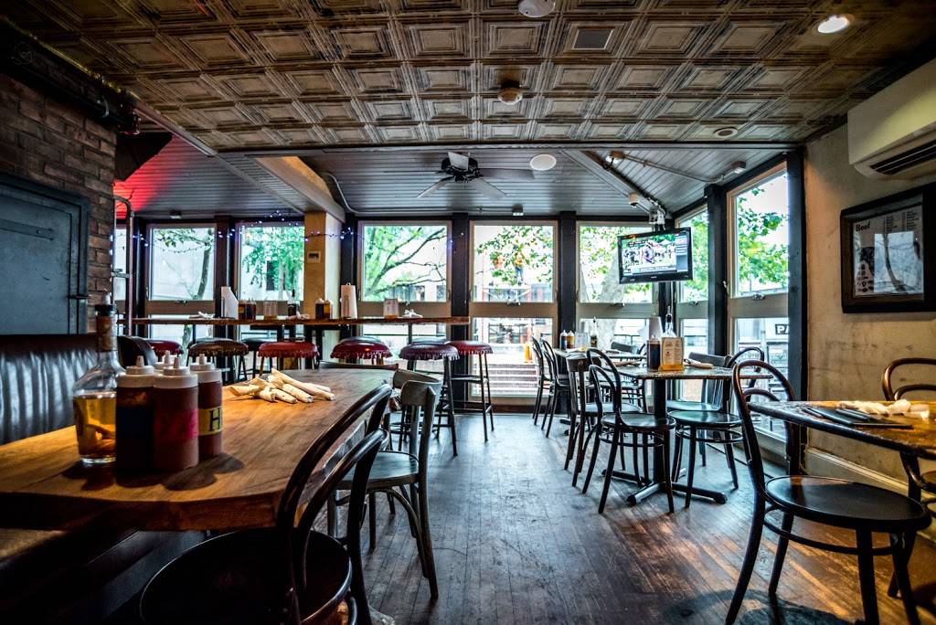 Baby Blues BBQ Philly | restaurant | 3402 Sansom St, Philadelphia, PA 19104, USA | 2152224444 OR +1 215-222-4444