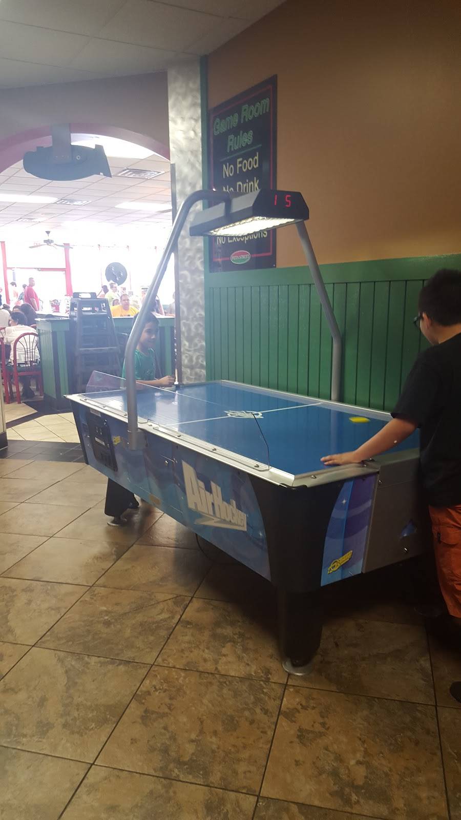 Pizza Street | restaurant | 3503 S Noland Rd, Independence, MO 64055, USA | 8162525559 OR +1 816-252-5559