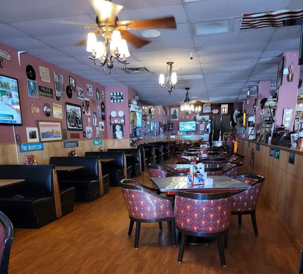 Coal Street Pub | restaurant | 303 W Coal Ave, Gallup, NM 87301, USA | 5057220117 OR +1 505-722-0117