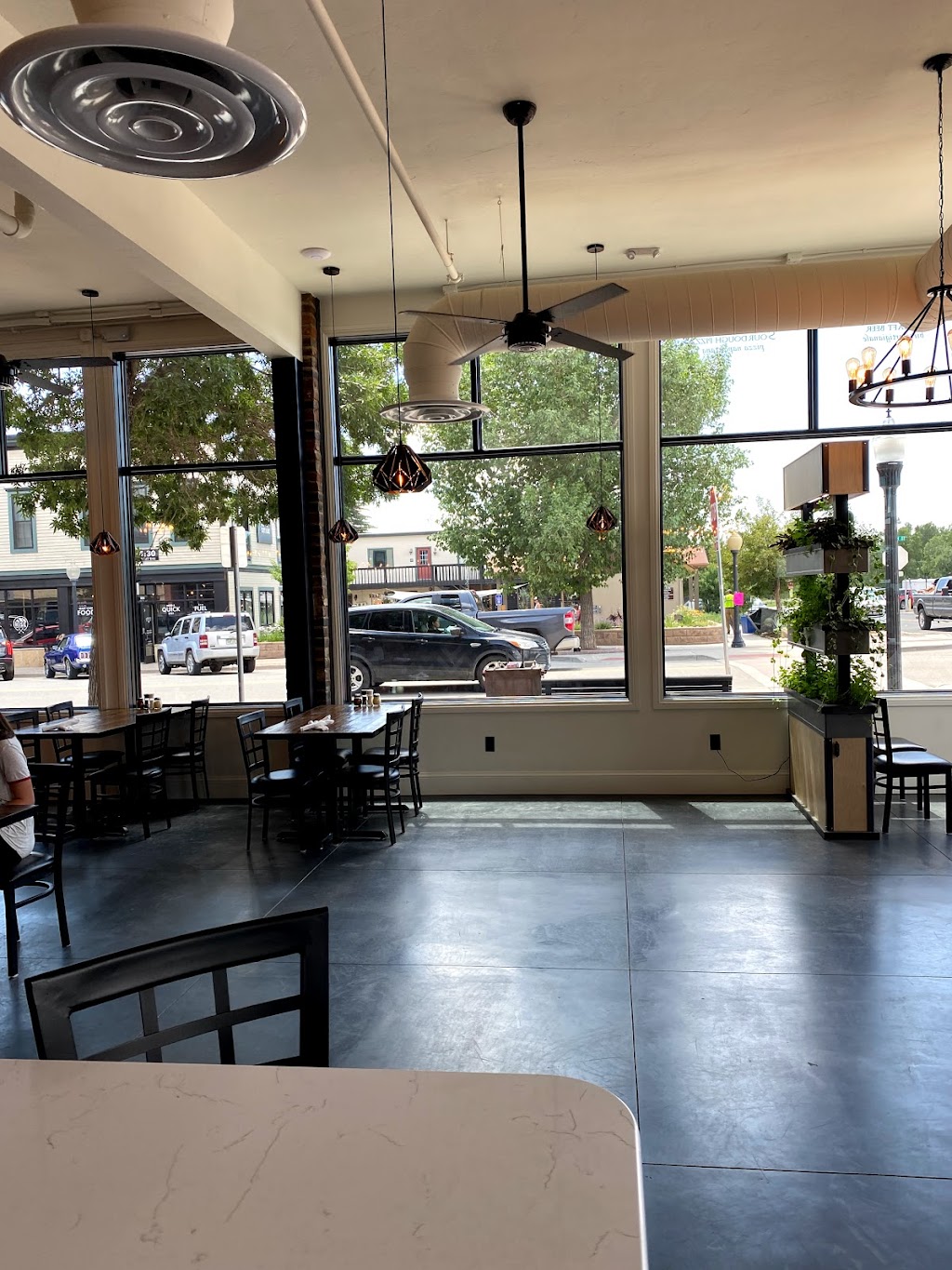 Crave BV | restaurant | 300 E Main St, Buena Vista, CO 81211, USA | 7193953444 OR +1 719-395-3444