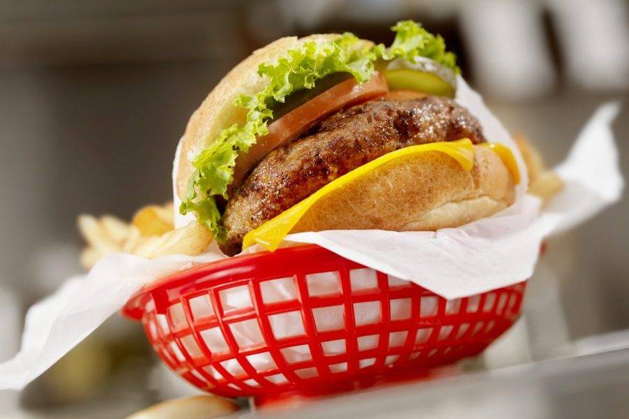 Phila Deli | cafe | 1120 Pinellas Bayway S #106, Tierra Verde, FL 33715, USA | 7272026978 OR +1 727-202-6978