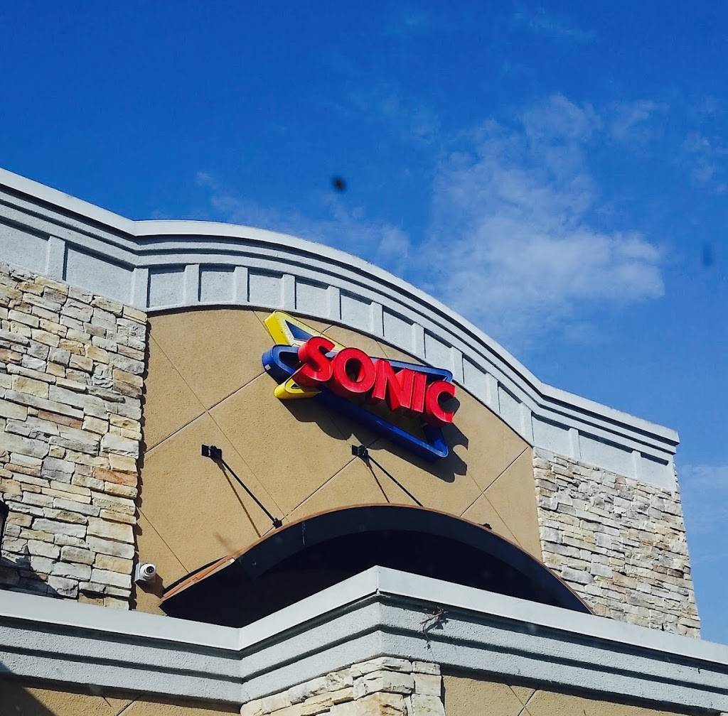 Sonic Drive-In | restaurant | 1202 Magnolia Ave Bldg C, Corona, CA 92881, USA | 9517394330 OR +1 951-739-4330