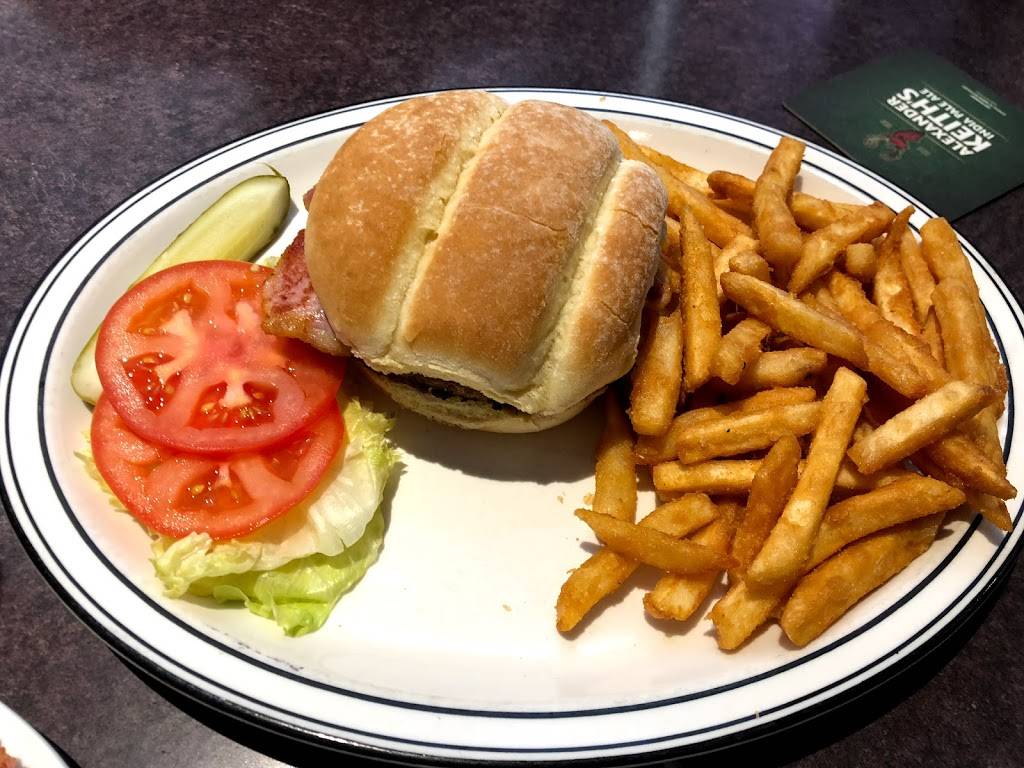 Glendale Pub | restaurant | 625 Greenhill Ave, Hamilton, ON L8K, Canada | 9055604782 OR +1 905-560-4782