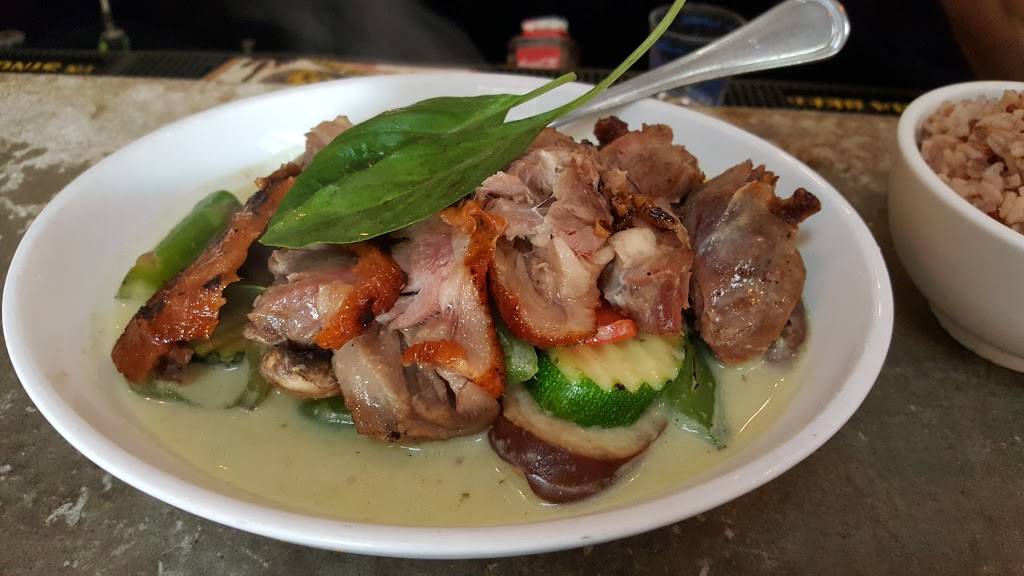 Soi 4 Bangkok Eatery | restaurant | 5421 College Ave, Oakland, CA 94618, USA | 5106550889 OR +1 510-655-0889