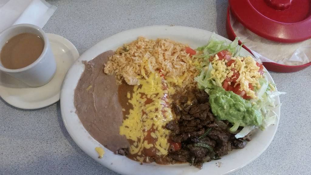 El Sol Mexican Restaurant | restaurant | 1815 Pleasanton Rd, San Antonio, TX 78221, USA | 2109235553 OR +1 210-923-5553