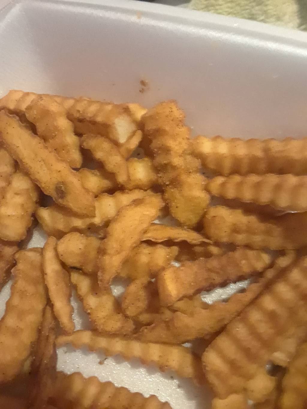 Smokin Wings | restaurant | 98 Southport Rd, Spartanburg, SC 29306, USA | 8645865454 OR +1 864-586-5454