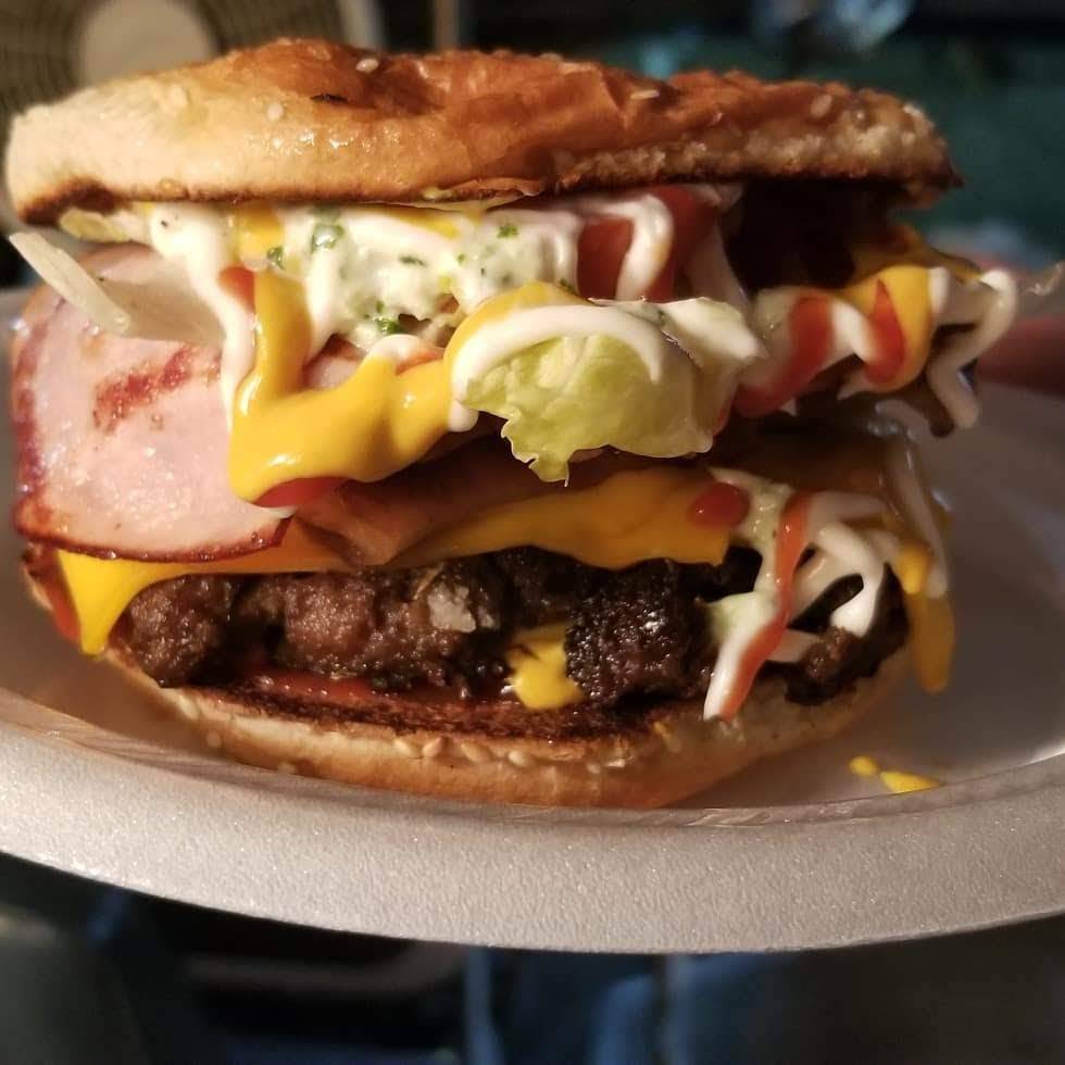 Burguepa | restaurant | 5203 Old Seguin Rd, Kirby, TX 78219, USA | 2109944593 OR +1 210-994-4593