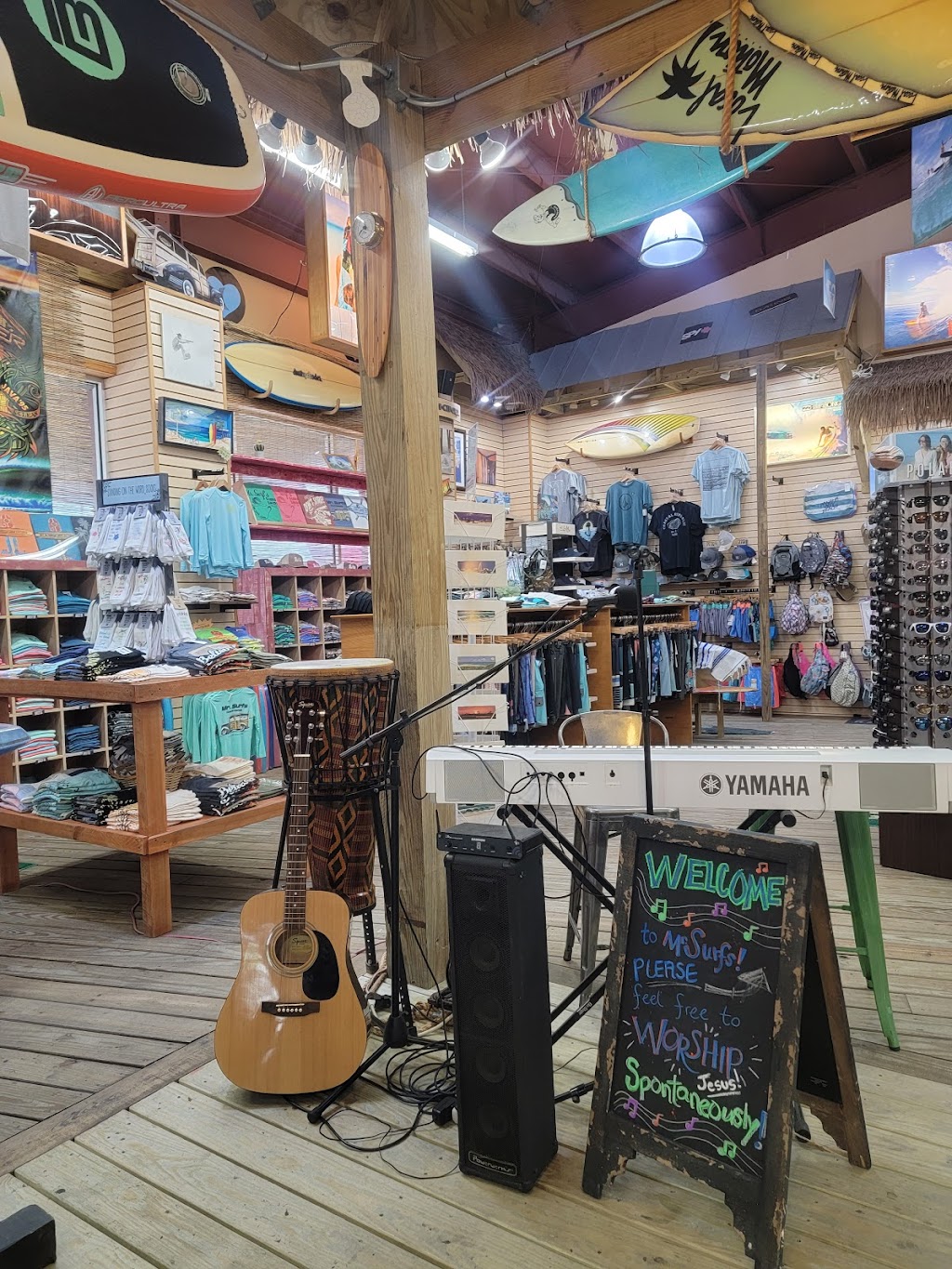 FINNS Barista Bar and Snack Shack | cafe | 7220 Thomas Dr, Panama City, FL 32408, USA | 8508661471 OR +1 850-866-1471