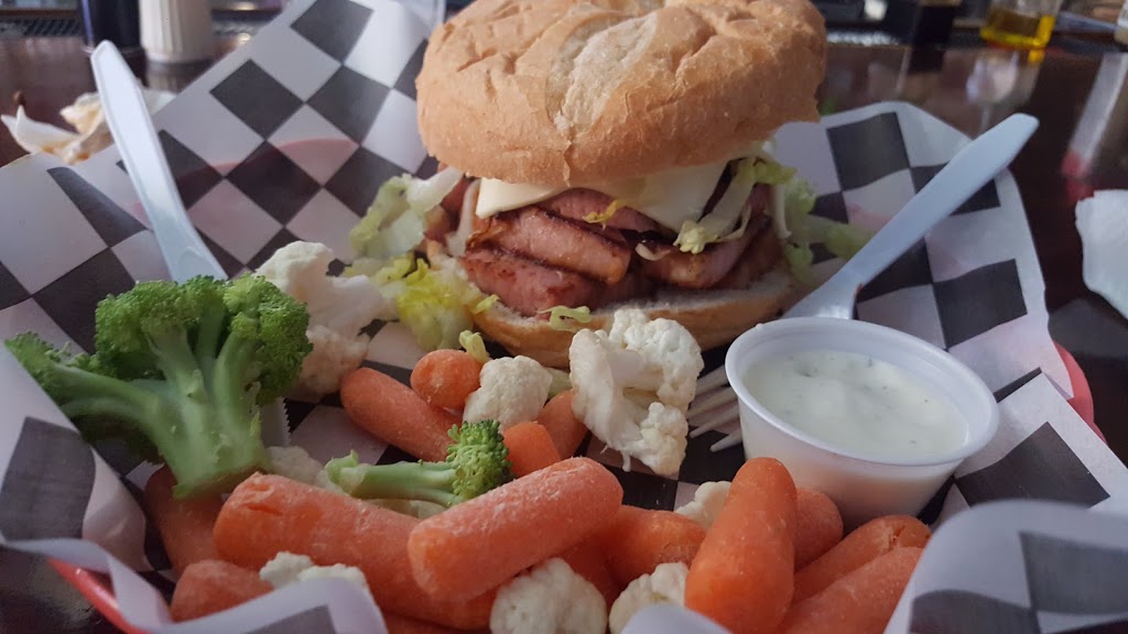 Talking Pint Bar & Bistro | restaurant | 13418 Boyette Rd, Riverview, FL 33569, USA | 8133159889 OR +1 813-315-9889