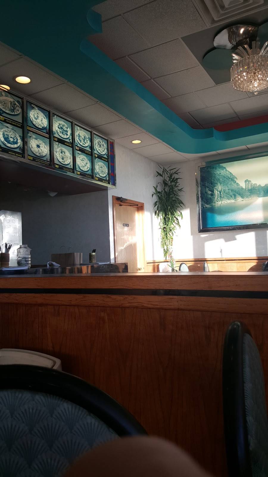 Rainbow | restaurant | Shopping Center, 415 Wilson St, Brewer, ME 04412, USA | 2079891212 OR +1 207-989-1212